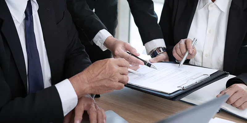 Jurisdição estatal mantida: a inoponibilidade da cláusula compromissória ao sócio dissidente em ação de apuração de haveres